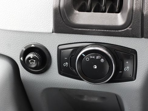 Used 2015 Ford Transit 350 XLT RWD image 19