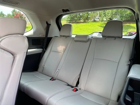 New 2026 Toyota Grand Highlander AWD Hybrid image 21