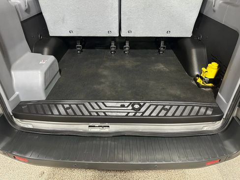 Used 2015 Ford Transit 350 XL image 23