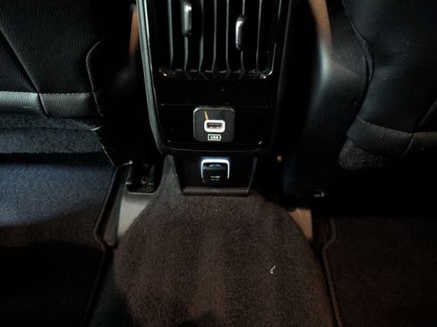 Used 2025 Jeep Compass Limited AWD/4WD image 10