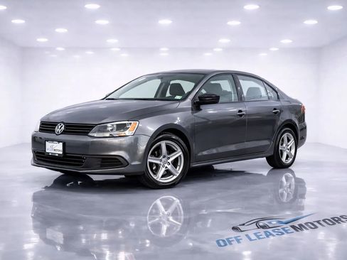 Used 2013 Volkswagen Jetta S FWD image 1