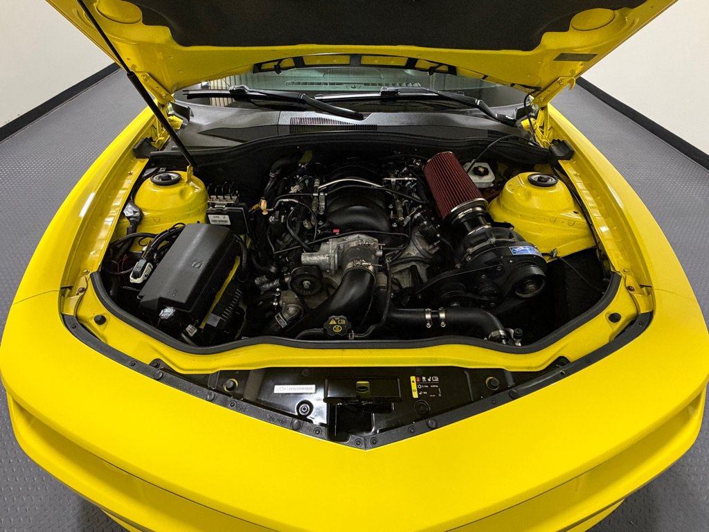 Used 2015 Chevrolet Camaro SS w/ RS Package RWD image 16