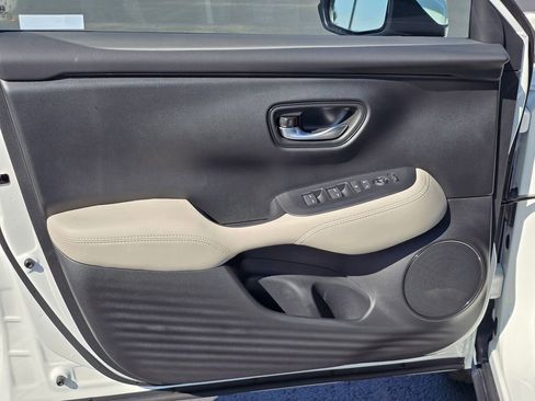 New 2026 Honda HR-V LX image 10