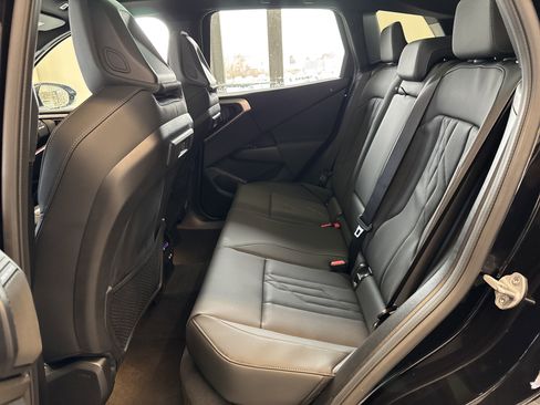 Used 2025 BMW X3 xDrive30i w/ Convenience Package image 16