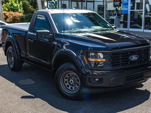 Used 2025 Ford F150 XL RWD image 2