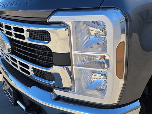 New 2026 Ford F350 XLT w/ 360-Degree Camera Package image 22