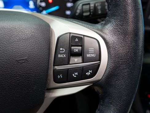Used 2021 Ford Explorer Limited w/ Equipment Group 301A RWD image 28