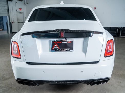 Used 2023 Rolls-Royce Phantom Sedan image 7