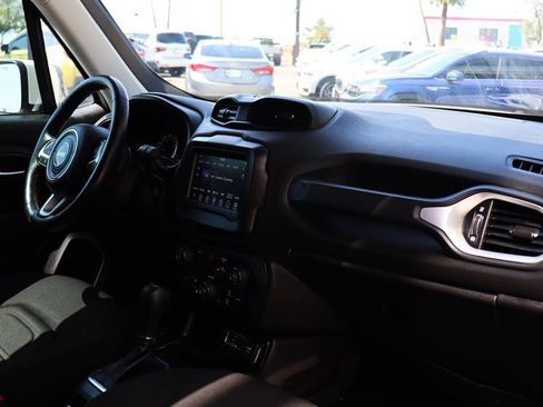 Used 2021 Jeep Renegade Latitude w/ Convenience Group FWD image 35