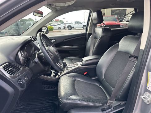 Used 2018 Dodge Journey Crossroad image 22