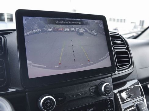 Used 2023 RAM ProMaster 2500 w/ Premium Convenience Group (B) image 21