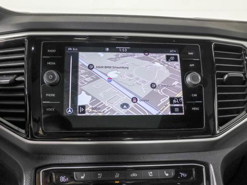 Used 2022 Volkswagen Atlas Cross Sport SEL Premium R-Line image 9