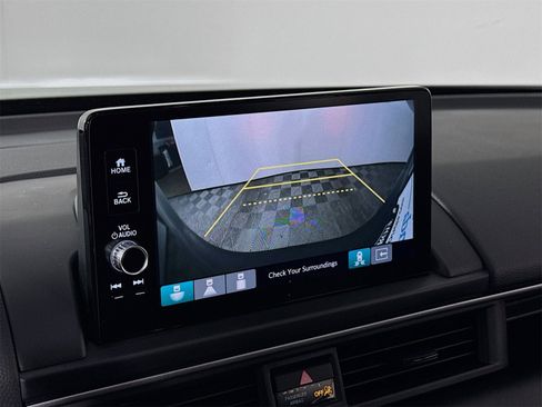 Certified 2025 Honda Pilot EX-L image 16