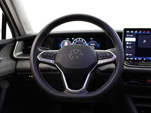 Certified 2026 Volkswagen Tiguan S FWD image 21