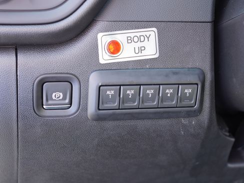 New 2025 GMC Sierra 3500 Pro w/ Convenience Package AWD/4WD image 19