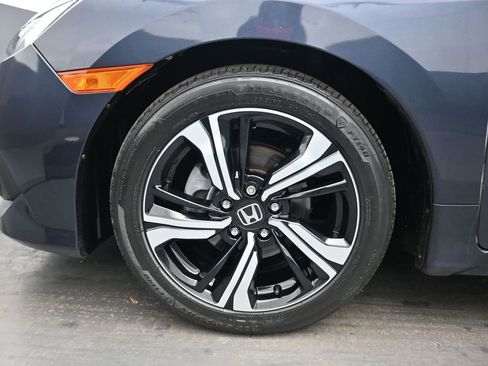 Used 2018 Honda Civic Touring image 55