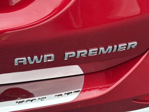 Certified 2019 Chevrolet Equinox Premier AWD/4WD image 8