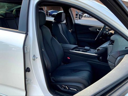 Certified 2025 Acura TLX w/A-Spec Package image 8