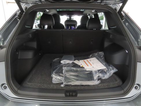 New 2026 Volkswagen Tiguan SE R-Line FWD image 24