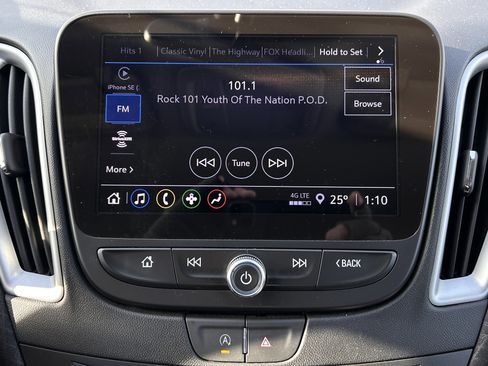 Used 2024 Chevrolet Malibu LT FWD image 30