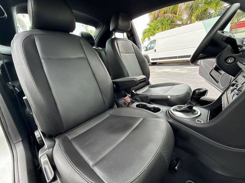 Used 2016 Volkswagen Beetle 1.8T FWD image 17
