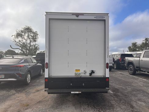 New 2025 GMC Savana 3500 w/ Power Convenience Package image 7