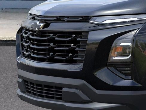 New 2027 Chevrolet Equinox LT FWD image 13