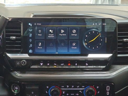 Used 2024 Chevrolet Silverado 3500 LTZ w/ LTZ Convenience Package image 25