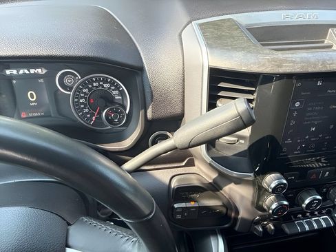 Used 2023 RAM 2500 Big Horn w/ Night Edition AWD/4WD image 17