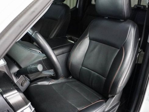 Used 2024 Ford F250 Lariat w/ Lariat Ultimate Package image 19