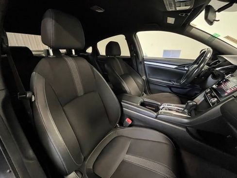 Used 2019 Honda Civic Sport image 9