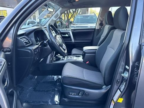 Used 2019 Toyota 4Runner SR5 AWD/4WD image 11