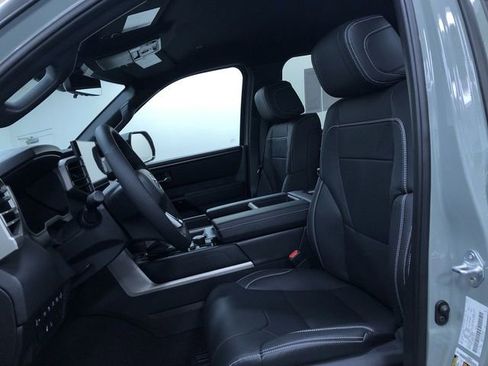 New 2026 Toyota Tundra Limited AWD/4WD image 12