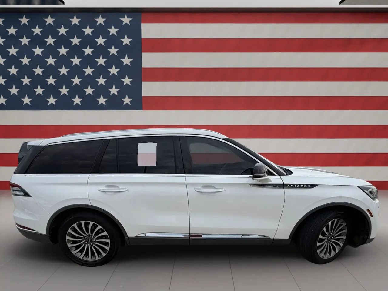 Used 2020 Lincoln Aviator Reserve w/ Elements Package Plus RWD image 8