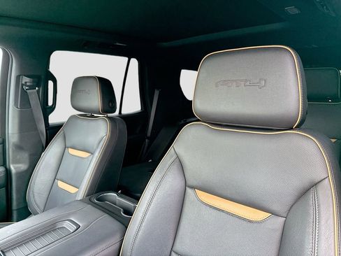 Used 2023 GMC Yukon AT4 image 13