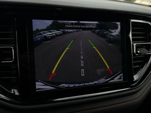 Used 2025 Dodge Durango GT RWD image 19