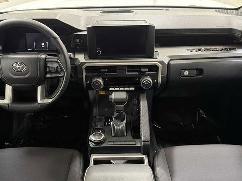 Certified 2025 Toyota Tacoma SR5 image 26