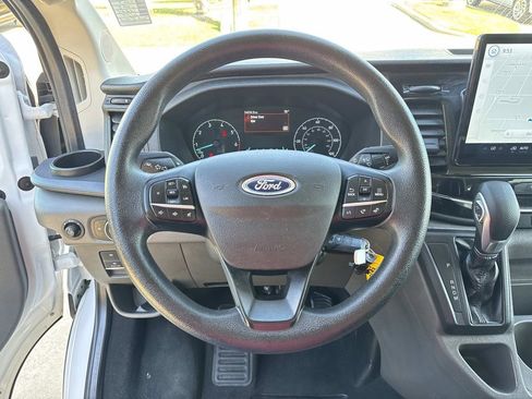 Used 2023 Ford Transit 350 XLT image 24