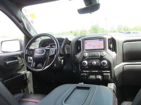 Used 2020 GMC Sierra 1500 AT4 w/ AT4 Premium Package AWD/4WD image 28