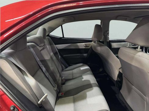 Used 2019 Toyota Corolla LE image 32