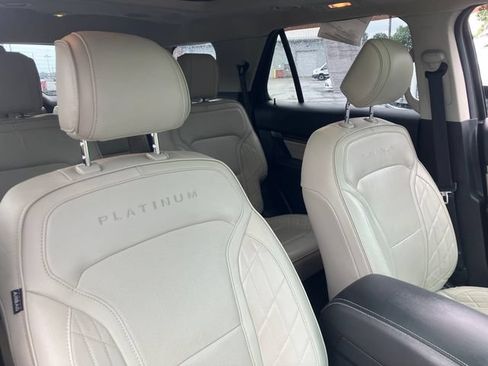 Used 2016 Ford Explorer Platinum AWD/4WD image 13