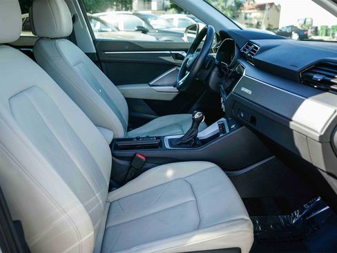 Used 2022 Audi Q3 2.0T Premium Plus w/ Premium Plus Package image 16