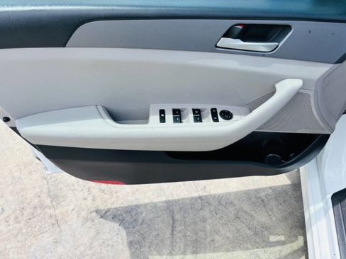 Used 2019 Hyundai Sonata SE image 20