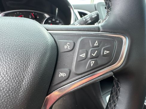 Used 2024 Chevrolet Equinox LT AWD/4WD image 30