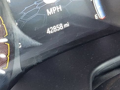 Used 2025 Jeep Compass Limited AWD/4WD image 5