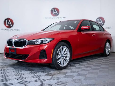 Certified 2023 BMW 330i xDrive Sedan AWD/4WD image 3