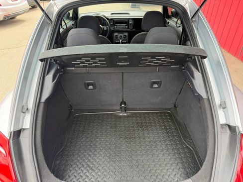 Used 2014 Volkswagen Beetle 1.8T image 6