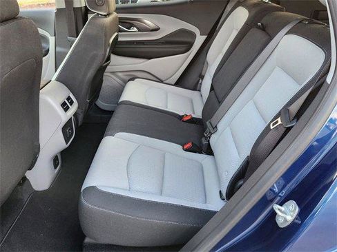 Certified 2022 GMC Terrain SLE w/ Driver Convenience Package image 10