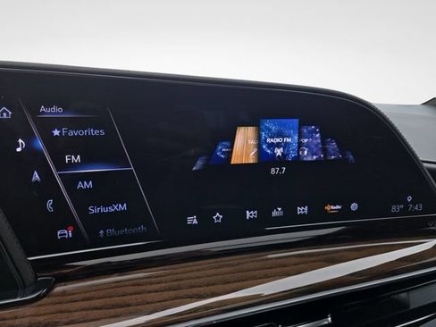 Certified 2024 Cadillac Escalade Sport Platinum w/ LPO, ONYX Package AWD/4WD image 29