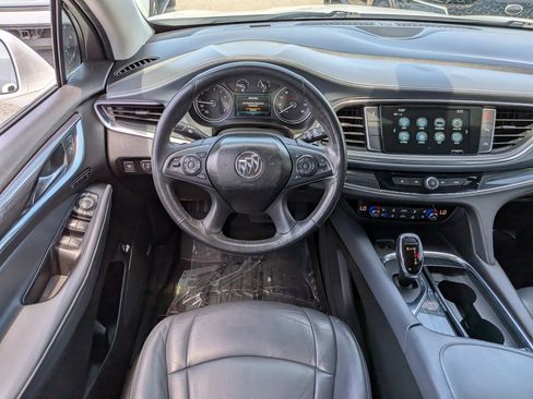 Used 2018 Buick Enclave Premium FWD image 18